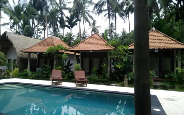 Crystal Bay Pool View Bungalow