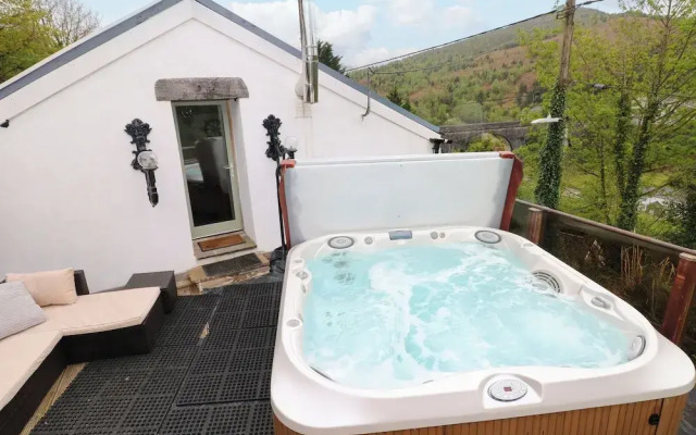 Greenheart Cottage