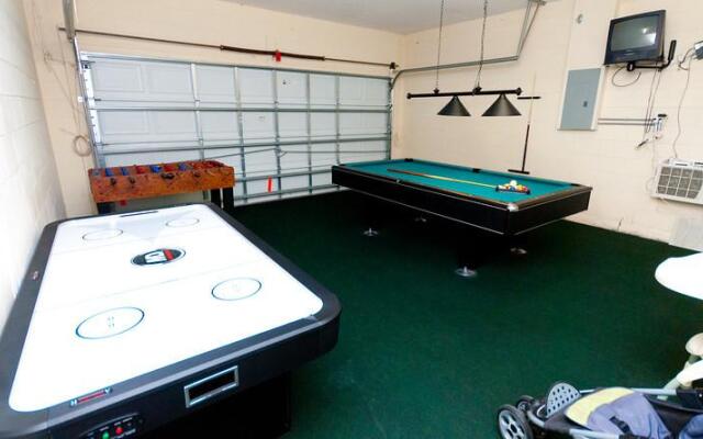 Orlando Attraction Area Preferred Games Room