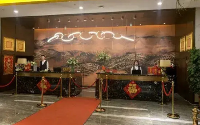 Yunwei Business Hotel