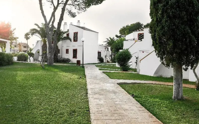 Aparthotel Flora Park
