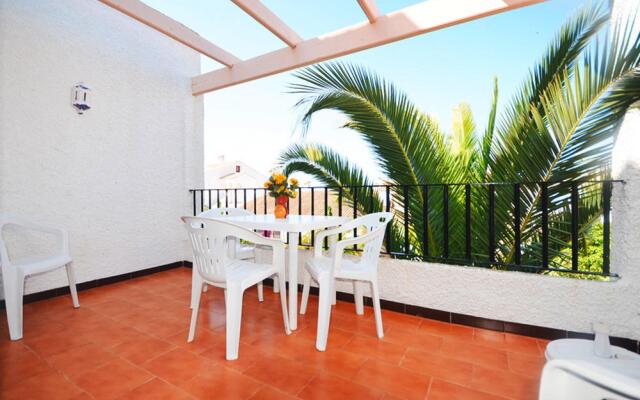 Apartment in Santa Pola with a shared pool