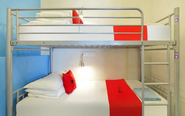RedDoorz Hostel @ Beach Road