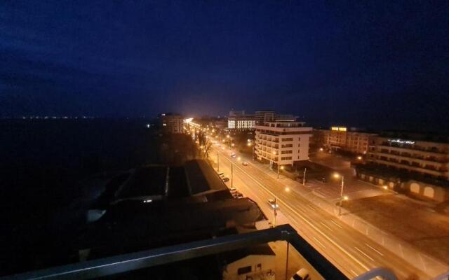 Apartments in Solid House Mamaia