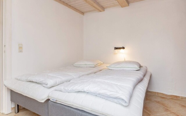 6 Person Holiday Home in Rodby