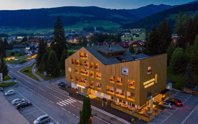 Hotel Dolomiten