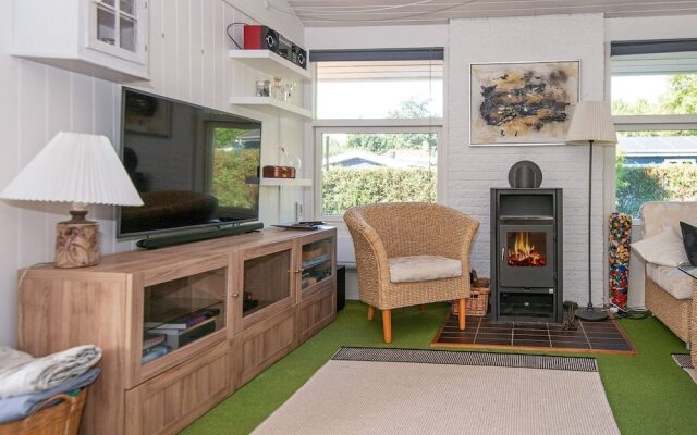 6 Person Holiday Home in Malling