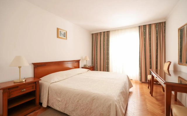 Hotel Val All Inclusive