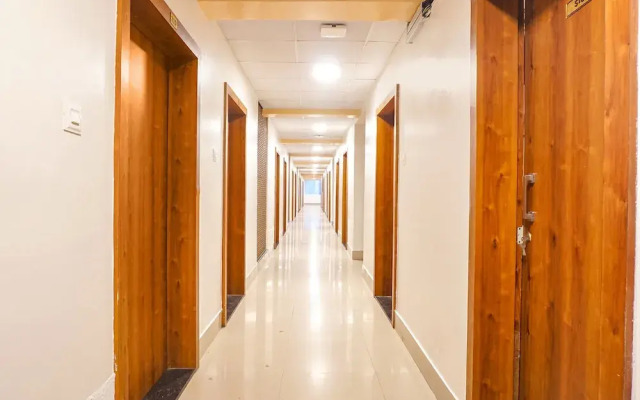FabHotel Embassy