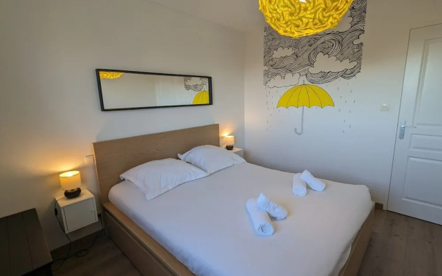 Pretty Family House Near the Beach