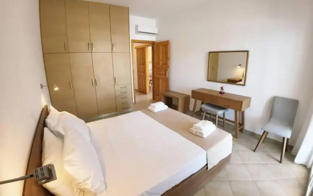1Path Beach House Super Paradise Mykonos