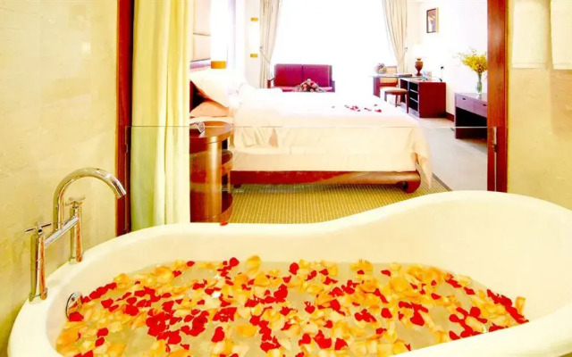 HNA Beach & Spa Resort