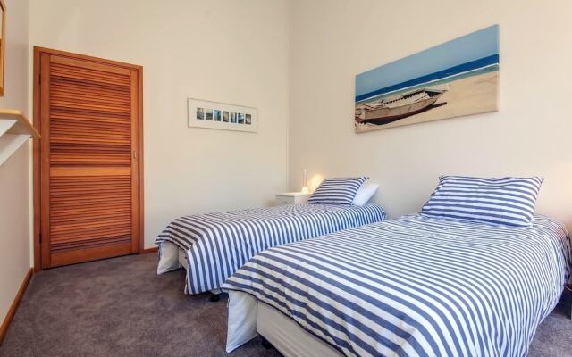 Bay Parklands, Townhouse 15, 2 Gowrie Avenue