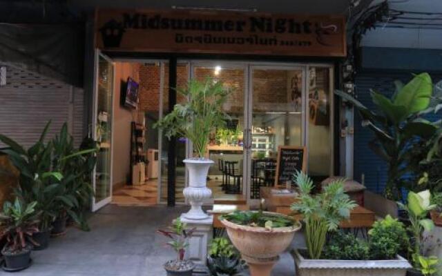 Midsummer Night Hostel