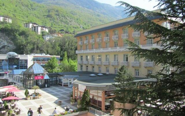 Appartement Brides-les-Bains, 1 pièce, 2 personnes - FR-1-512-191