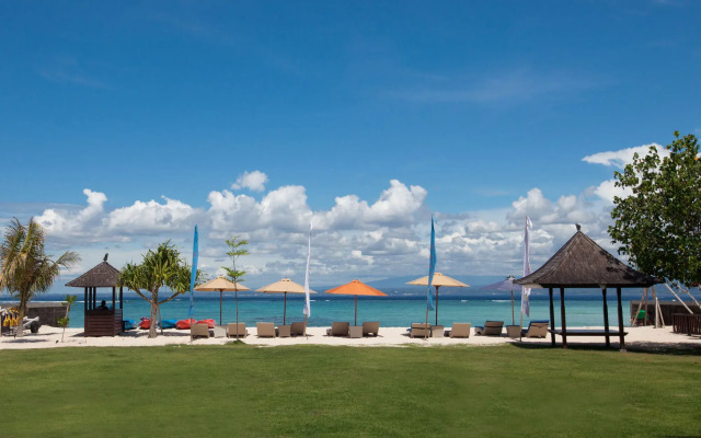 d’Nusa Beach Club and Resort
