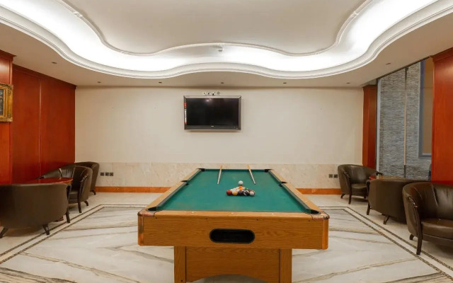 OYO 148 Shathi Almas Hotel Suites