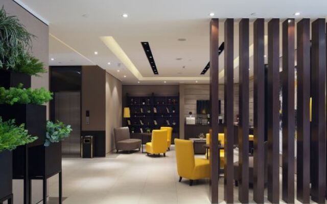 Homeinn Plus Hotel (Wuxi Meili Ancient Town Scenic Area Shuofang Airport)