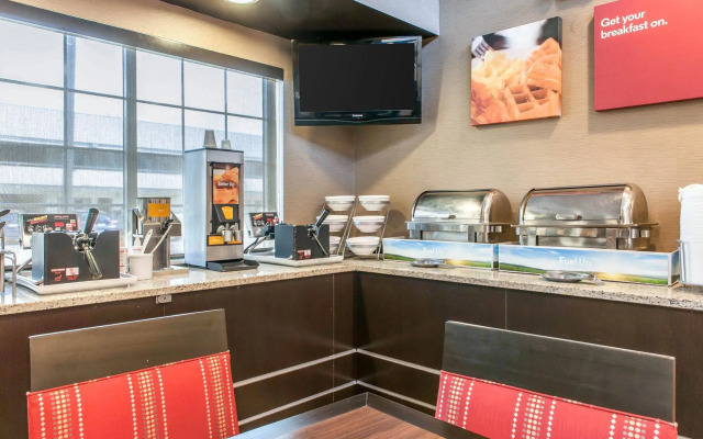 Comfort Suites Columbus Expo Center