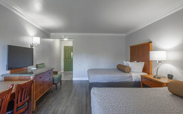 Aloha Inn