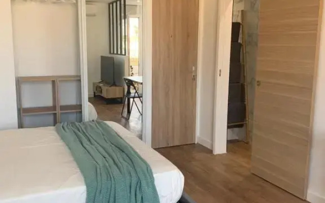 Joli studio spacieux
