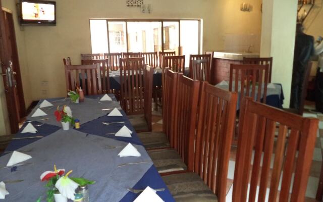 Meru House Inn