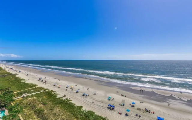 Mar Vista Grande by Condo-World