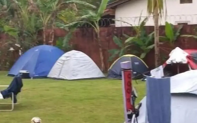 Farah Camping