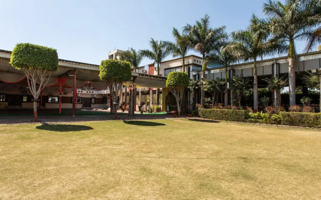 Hotel Madur Milan Garden by OYO Rooms