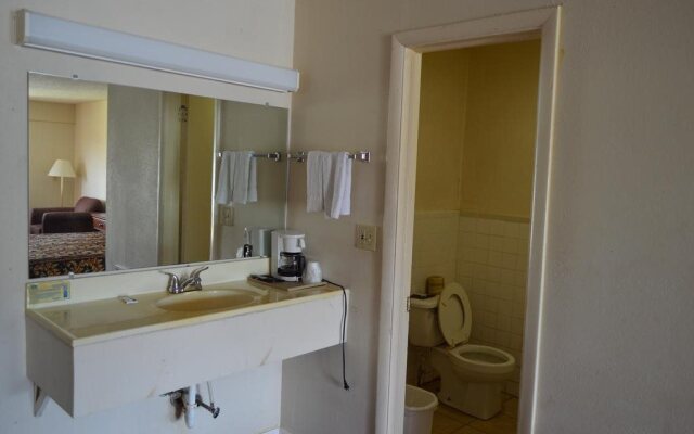 Regency Inn - Lexington