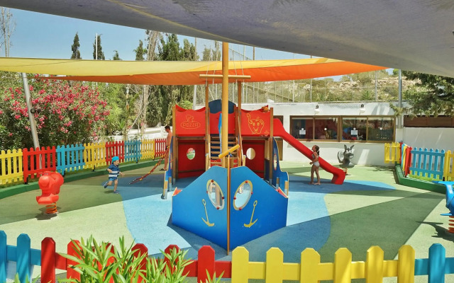 Melissi Beach Hotel & Spa