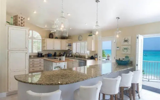 Coral Reef (Villa)