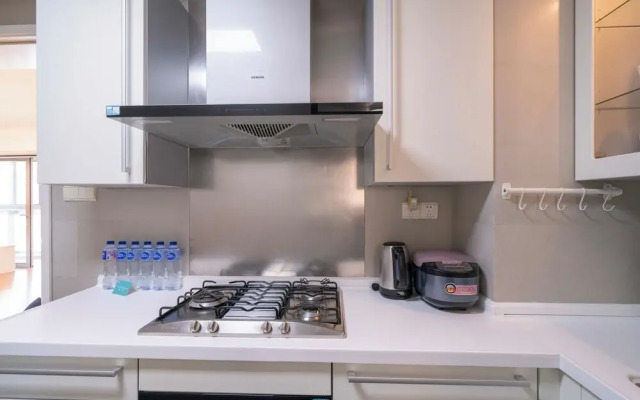 Tyms 3BR 2BA Apt Near Metro