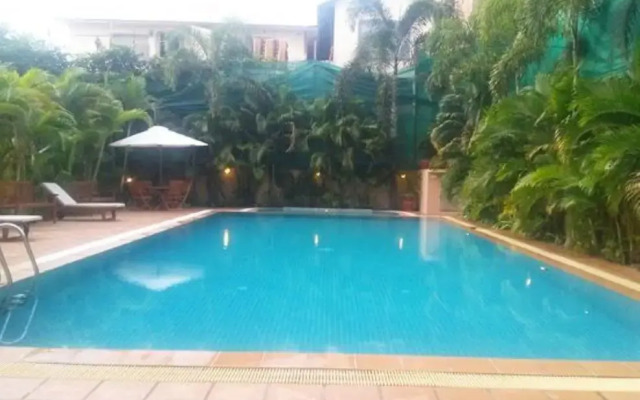 Le Grande Apartment