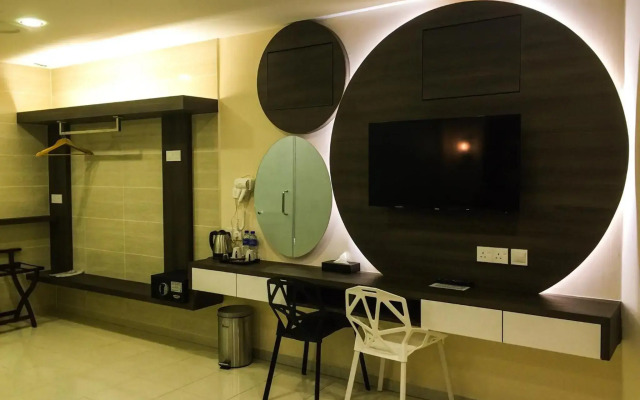 Louis Hotel