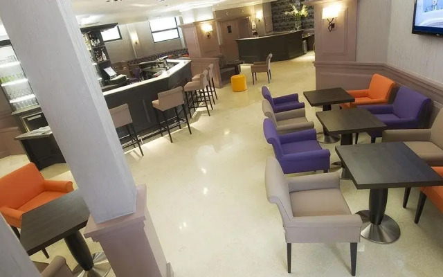 The Originals City, Hôtel Astoria Vatican, Lourdes