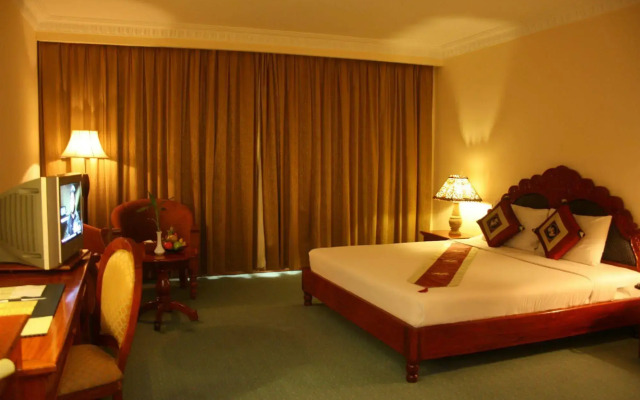 Majestic Oriental Hotel