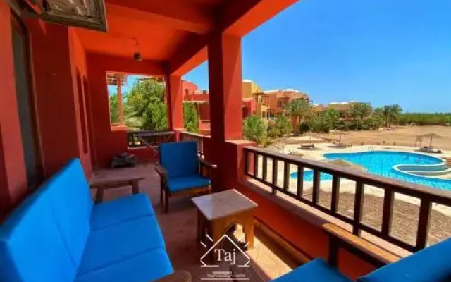 Amazing Pool And Lagoon View 2br Apartment
