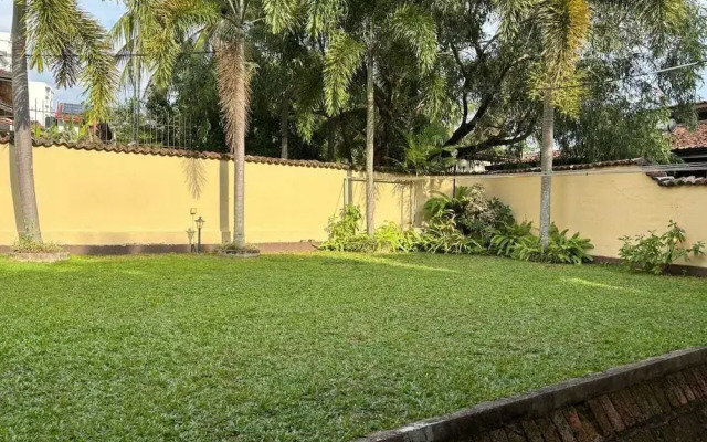 19 St. Stephen's Villa