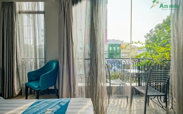 A25 Hotel - 06 Trương Định