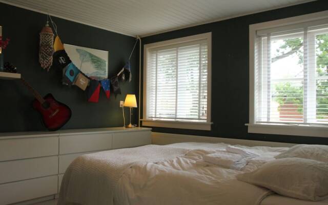 Holiday Home in Bergen With Terrace, Garden, Lounge Set