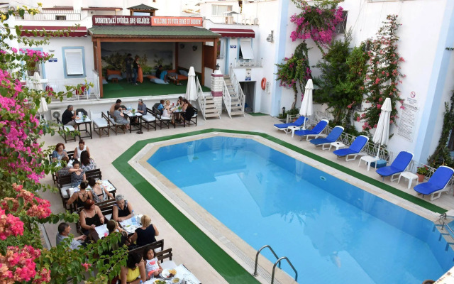 Seçkin Best Hotel