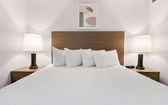 WaterWalk Extended Stay by Wyndham Atlanta Perimeter