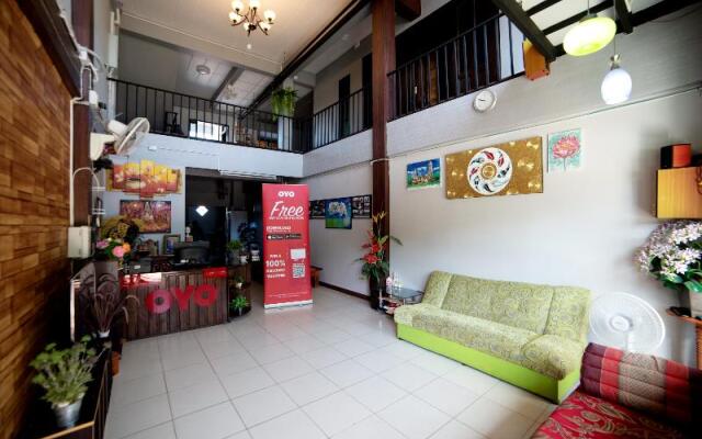 OYO 465 Krung Kao Traveller Lodge (Vaccinated Staff)