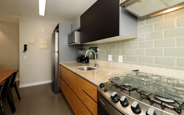 Apartamento c/ Piscina e Garagem | FL 960/520