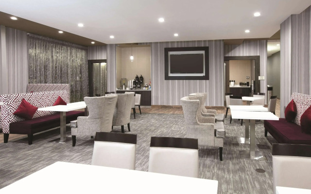 La Quinta Inn & Suites by Wyndham Amarillo Airport
