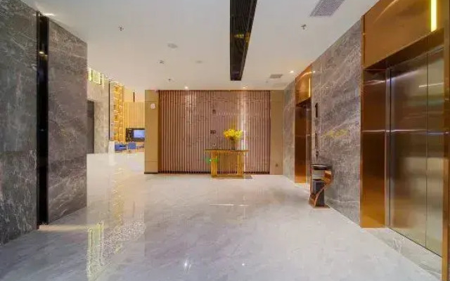 Echarm Hotel (Foshanxi Railway Station Luocun)