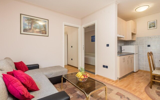 Beautiful Apartment in Opatija With Wifi and 2 Bedrooms