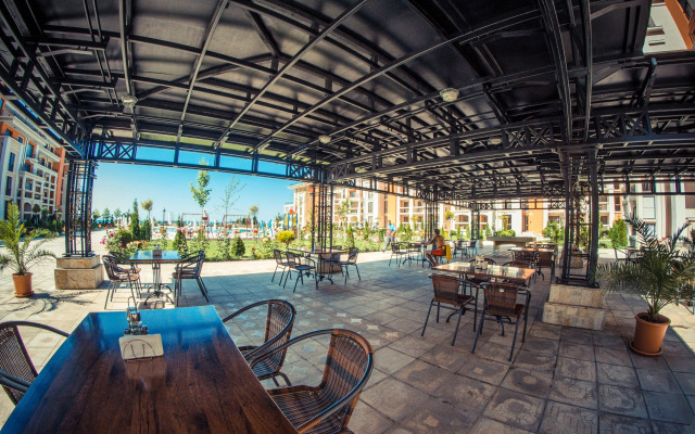 Prestige Fort Beach Hotel