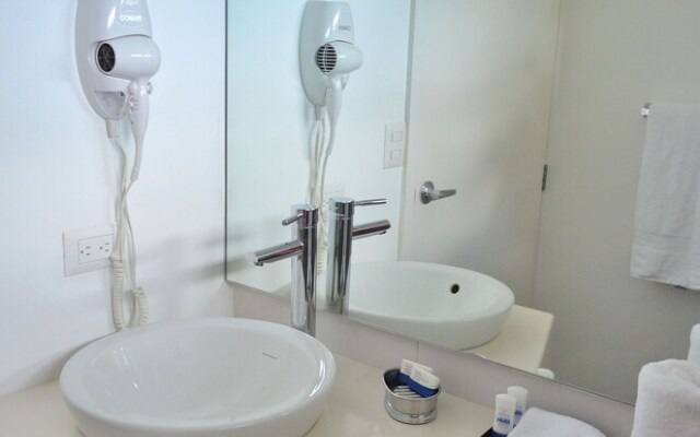 Onix Apartments